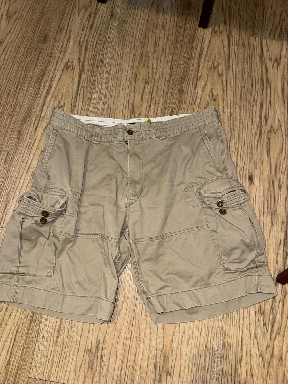 Polo Ralph Lauren Men's Cargo Shorts in Light Khaki Size 40